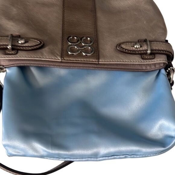 Coach Gray Signature C Logo Leather Wristlet Handbag - Picture 7 of 14